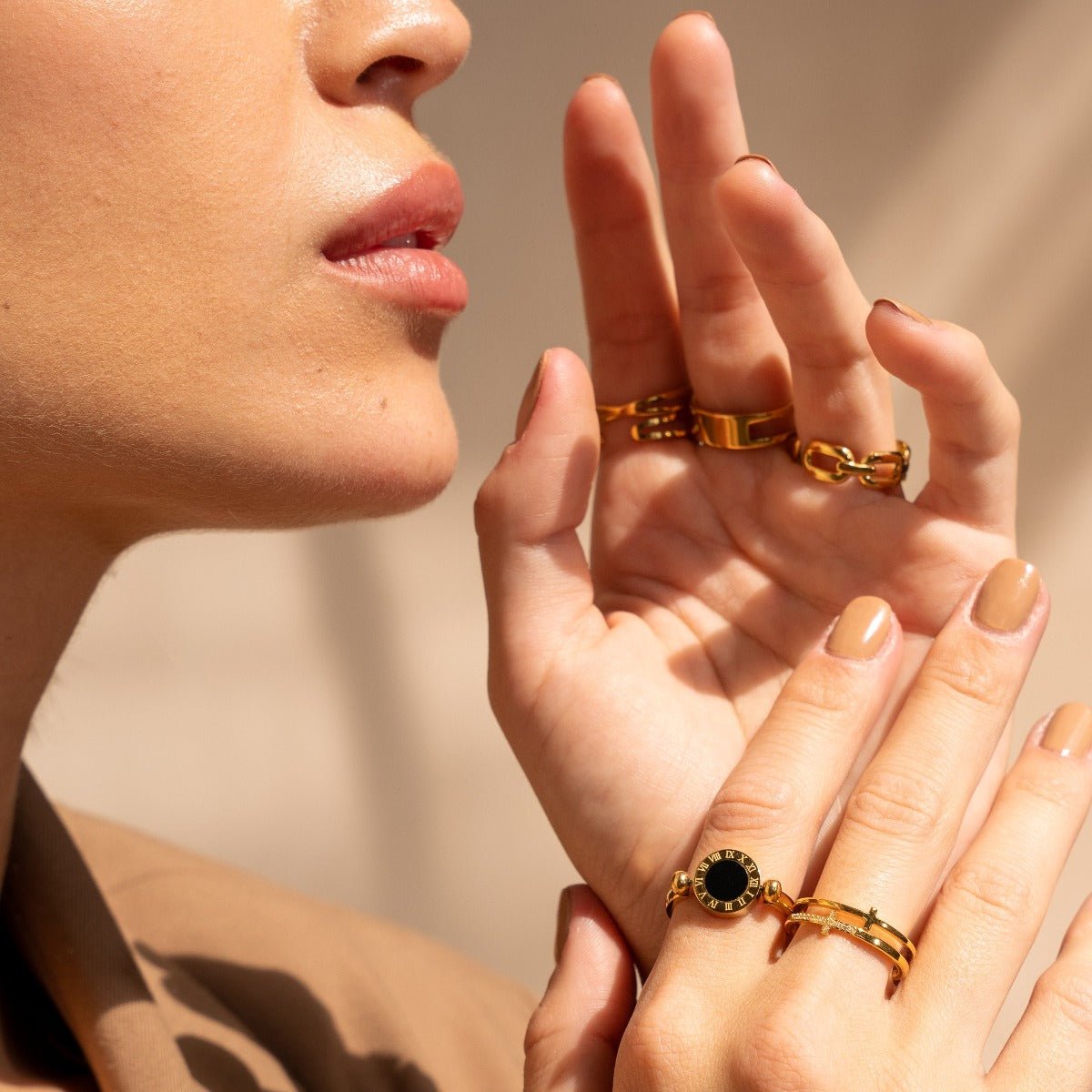 Ring Giratório Numeral Romanos  - Uranos 