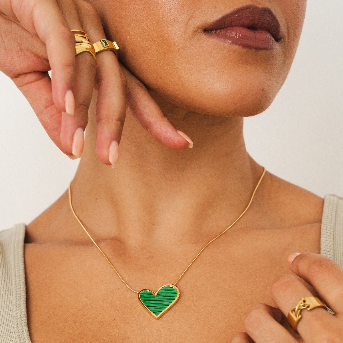 Necklaces Sweet Alhambra Inspiração - Coração Verof - Uranos 